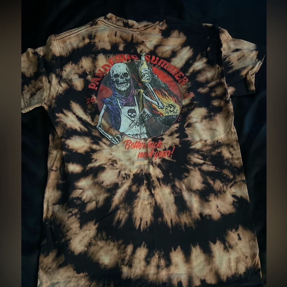 Pandemic tee